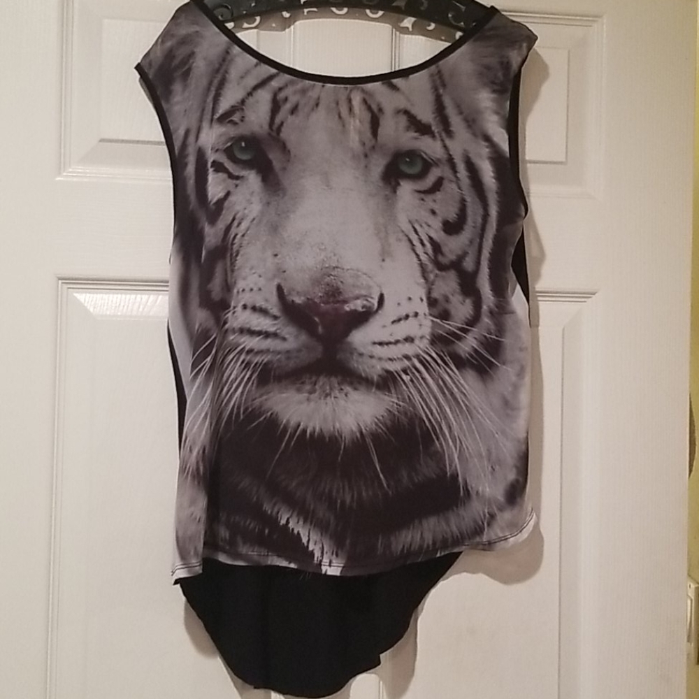 Tiger print top